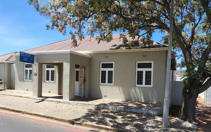 7 Bedroom Property for Sale in Bergzicht Western Cape